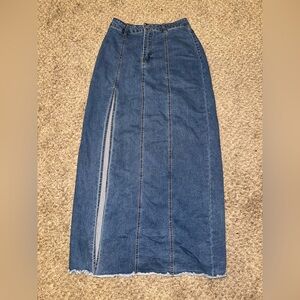 Blue Midi Pencil Skirt with Slit for Casual Wear